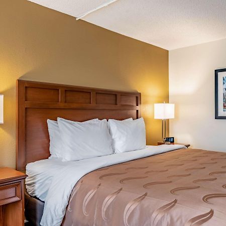 Quality Inn Bucyrus North Bagian luar foto