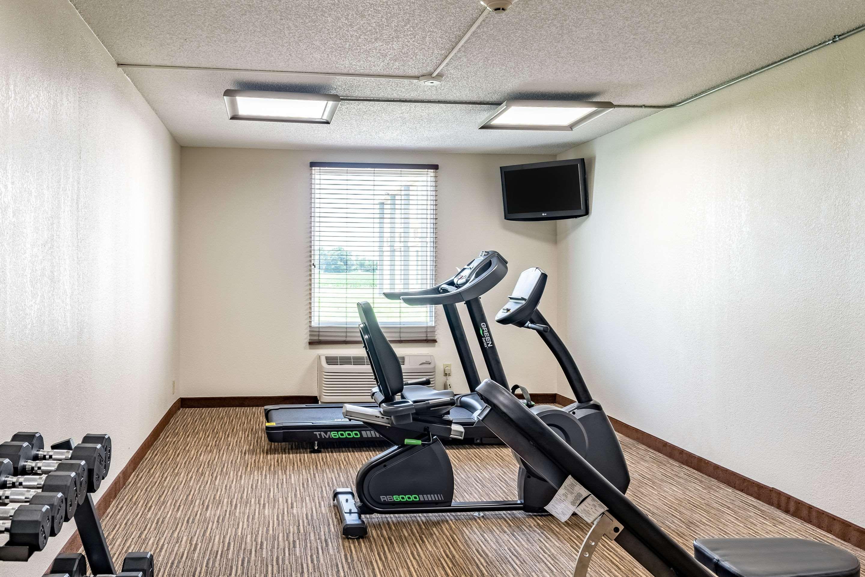 Quality Inn Bucyrus North Bagian luar foto